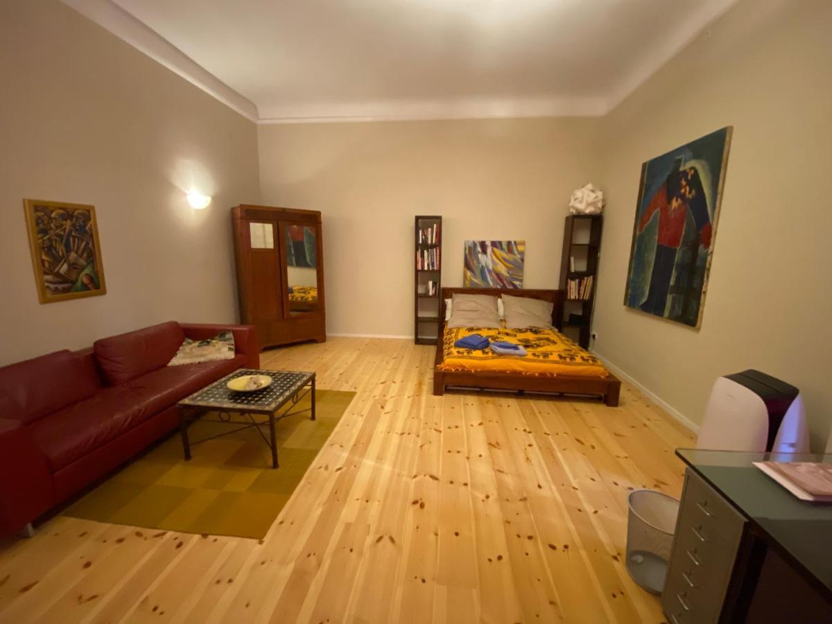Fewo Gruene Mommsenstrasse - Bei Becker Klingeln Apartment Berlin Exterior photo